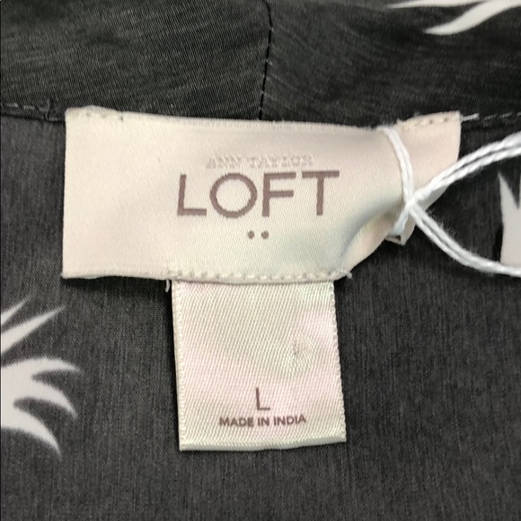 Gray w/ feather design Ann Taylor Loft Shrug Large - Picture 7 of 7